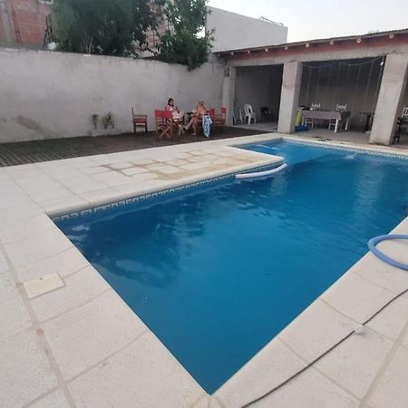 Habitacion Privada En Casa Particular Con Bano Y Espacios En Comun Compartidos- Precios Para 2 Personas 13000 Pesos Argentinos - 1 Persona 7500 Por Noche Concordia Ngoại thất bức ảnh